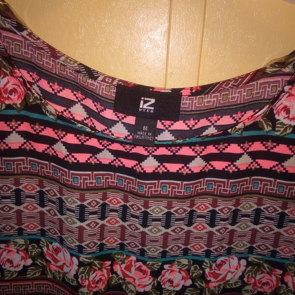 IZ Byer size M NWT Casual Dress Shirt